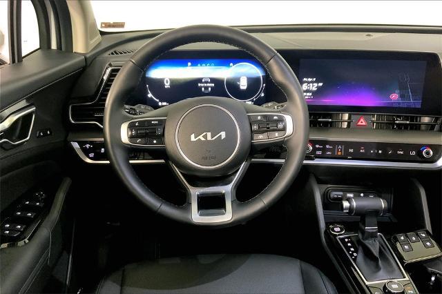 2024 Kia Sportage Vehicle Photo in Lees Summit, MO 64086