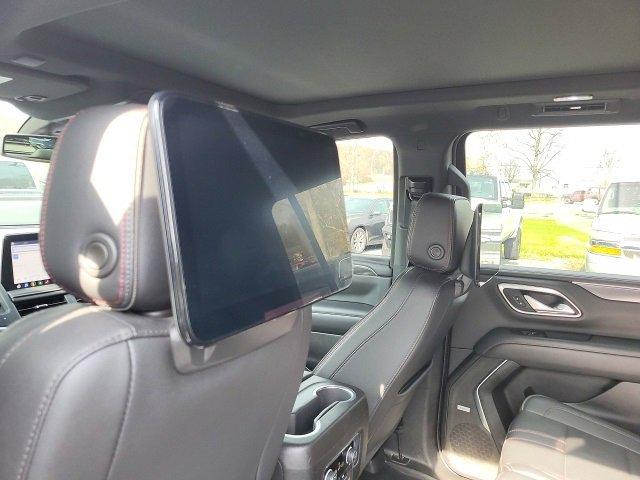 2021 Chevrolet Suburban Vehicle Photo in THOMPSONTOWN, PA 17094-9014