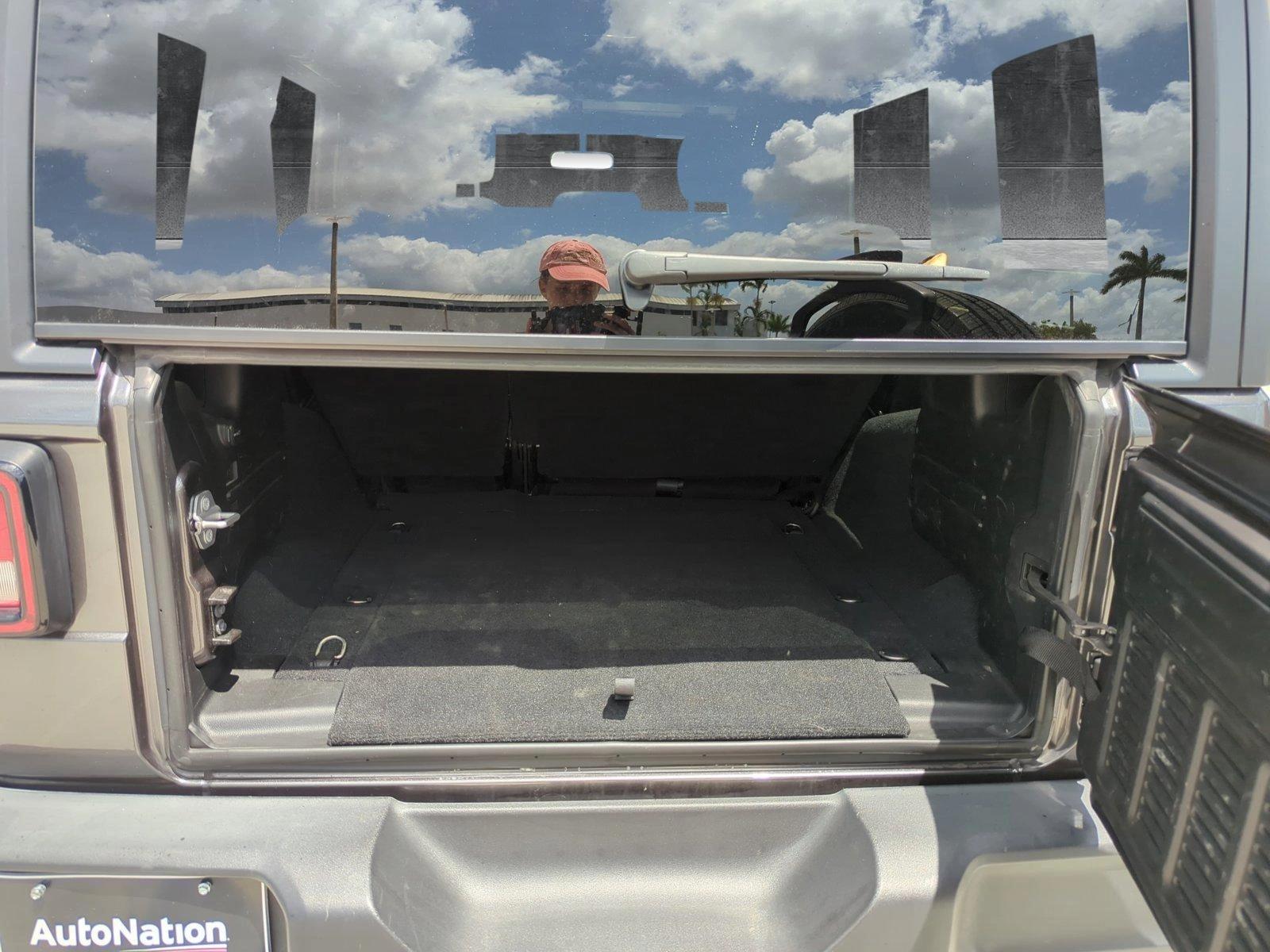 2018 Jeep Wrangler Unlimited Vehicle Photo in Pembroke Pines, FL 33027