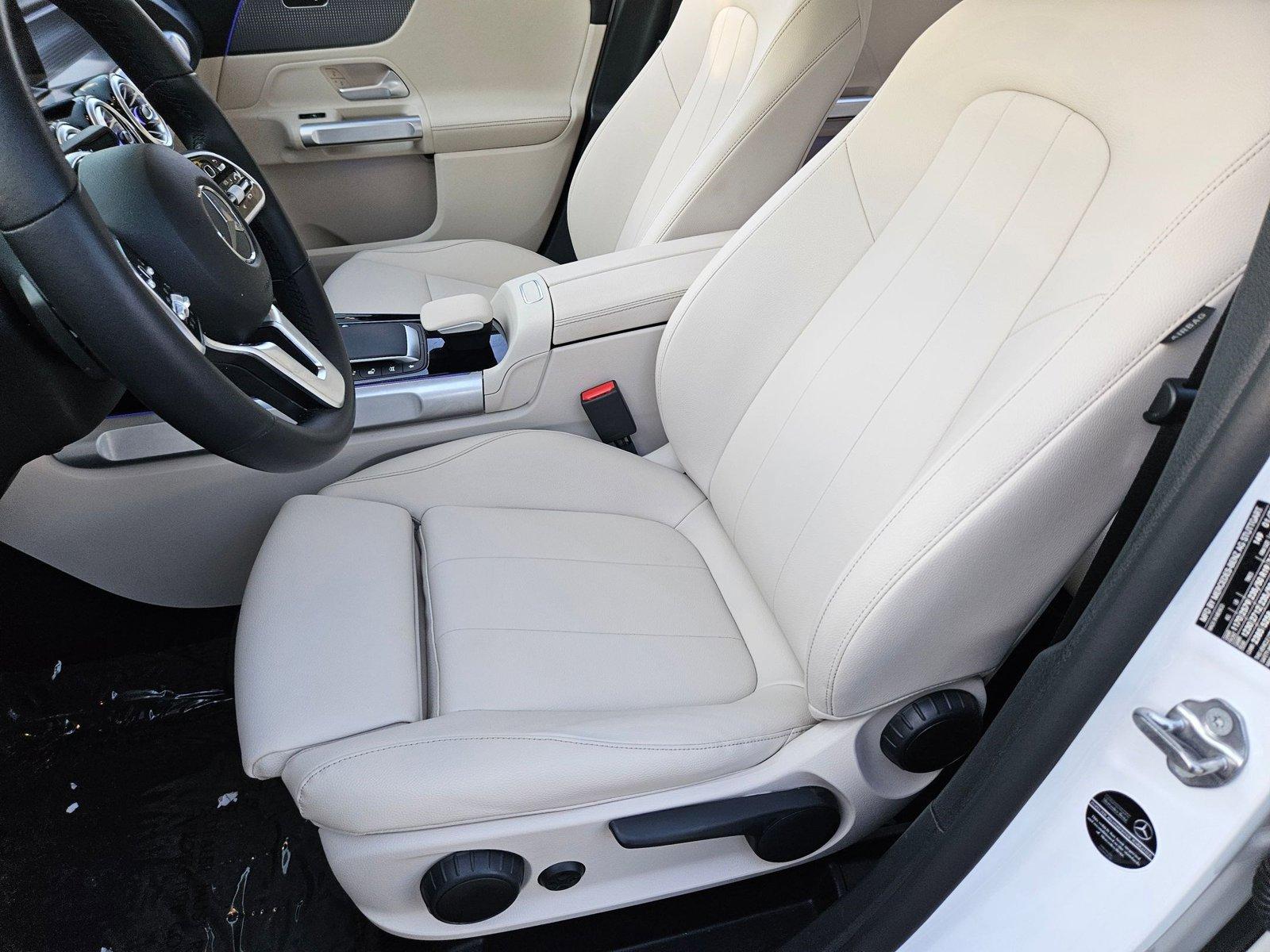 2022 Mercedes-Benz GLB Vehicle Photo in Pembroke Pines , FL 33027