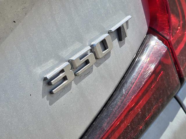 2021 Cadillac XT4 Vehicle Photo in DENTON, TX 76210-9321