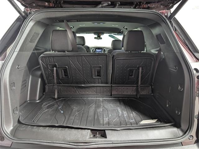 2022 Chevrolet Traverse Vehicle Photo in ENGLEWOOD, CO 80113-6708
