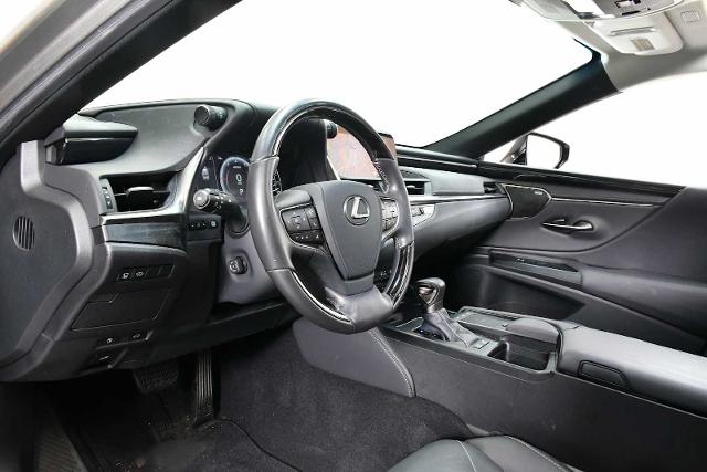 2020 Lexus ES 300h Vehicle Photo in DALLAS, TX 75235