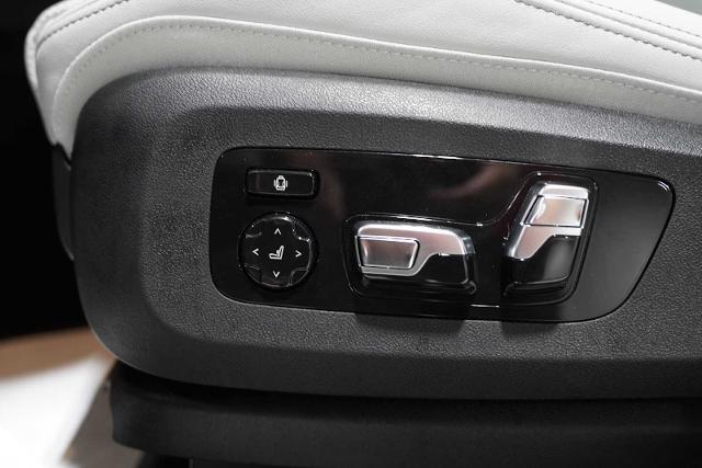 2025 BMW X5 xDrive40i Vehicle Photo in GRAPEVINE, TX 76051