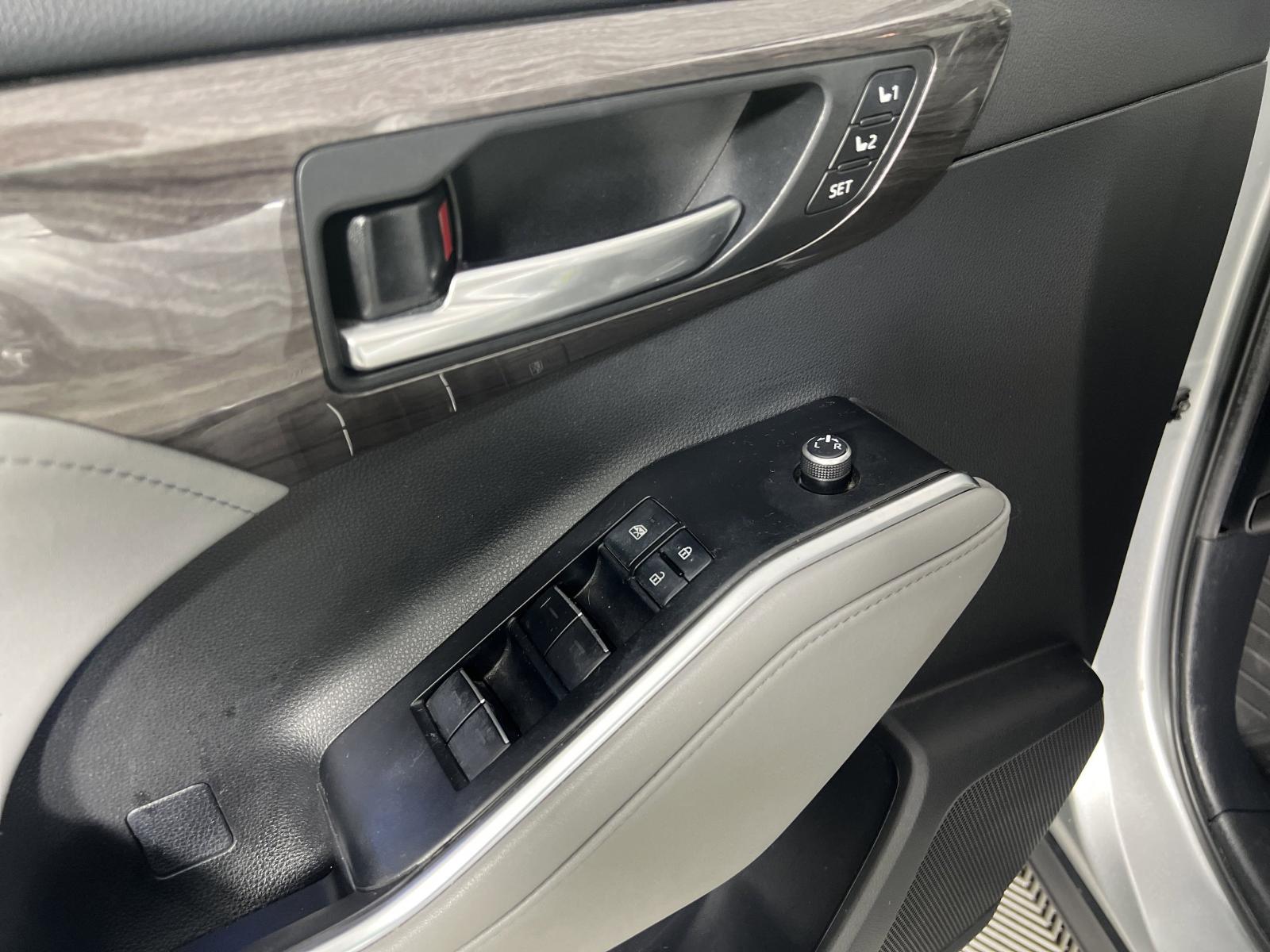 2021 Toyota Highlander Vehicle Photo in Georgetown, TX 78626