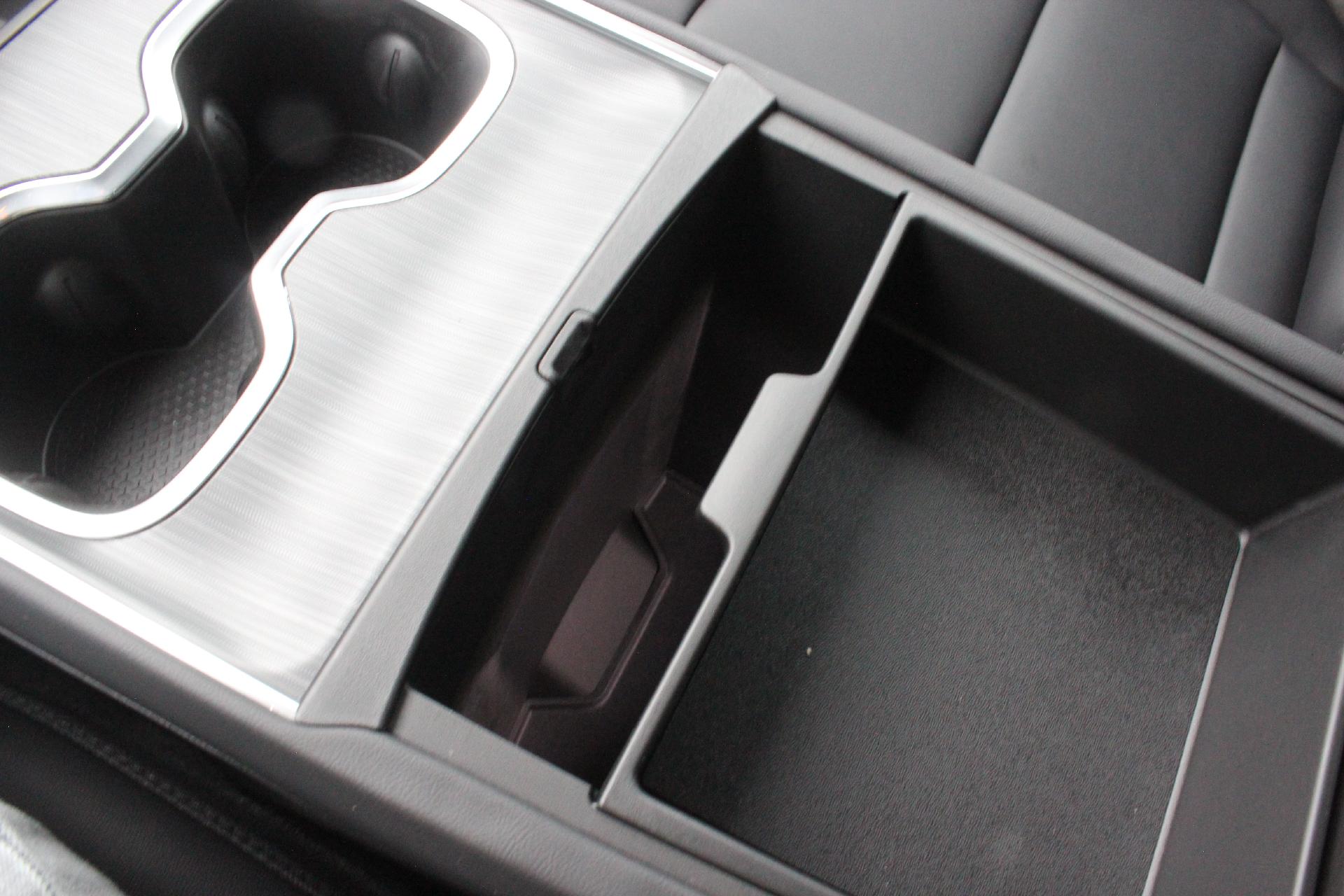 2025 GMC Acadia Vehicle Photo in AURORA, CO 80012-4011