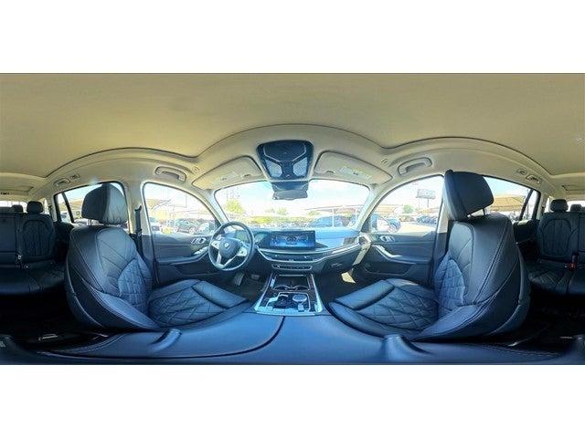 2024 BMW X7 xDrive40i Vehicle Photo in San Antonio, TX 78230