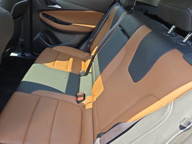 2021 Buick Encore GX Vehicle Photo in Pleasant Hills, PA 15236