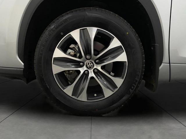 2022 Toyota Highlander Vehicle Photo in Appleton, WI 54913