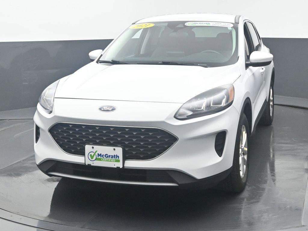 2021 Ford Escape Vehicle Photo in Marion, IA 52302