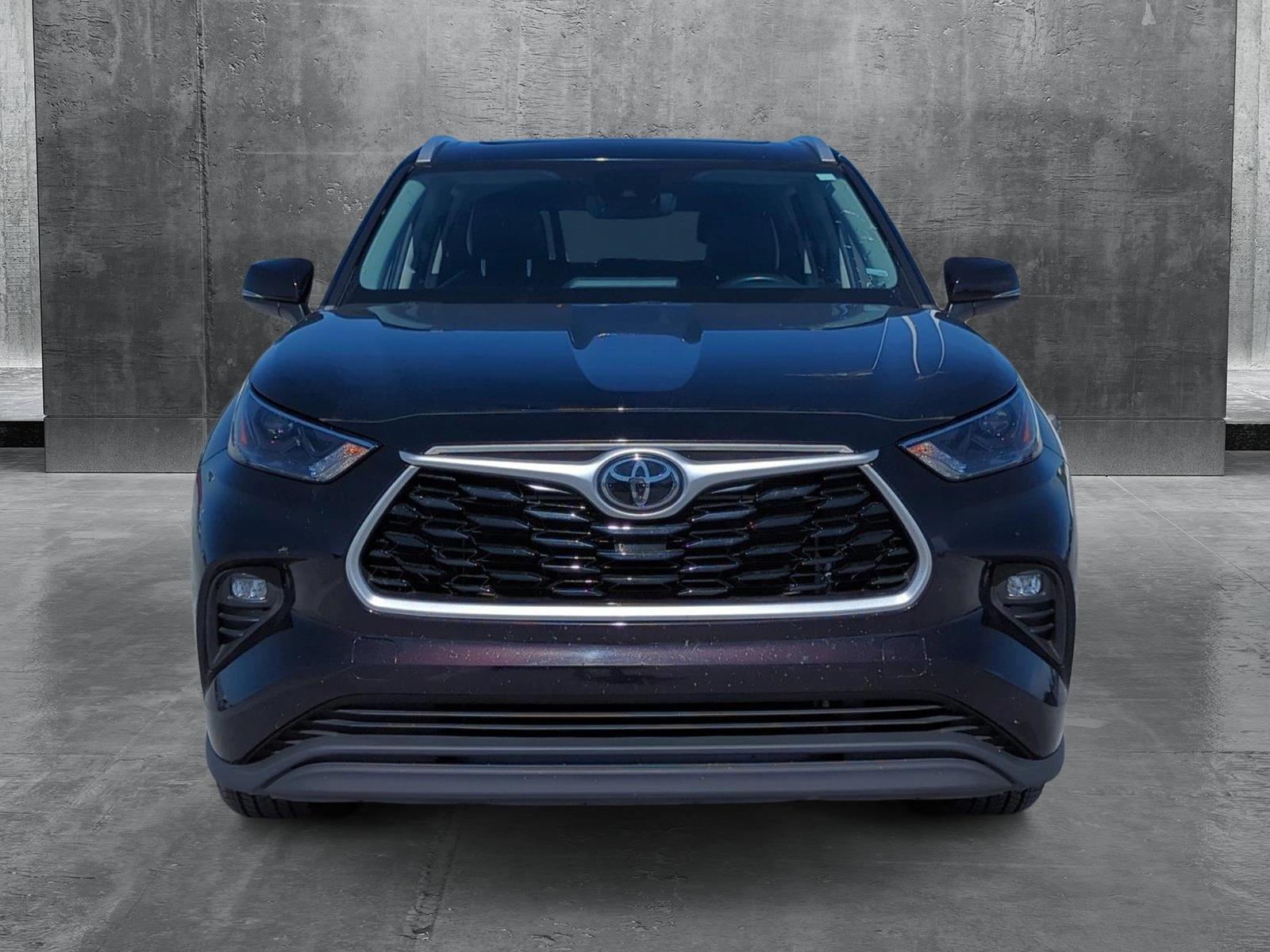 2022 Toyota Highlander Vehicle Photo in Ft. Myers, FL 33907