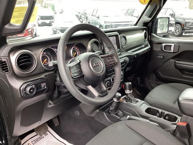 2023 Jeep Wrangler Vehicle Photo in Gardner, MA 01440