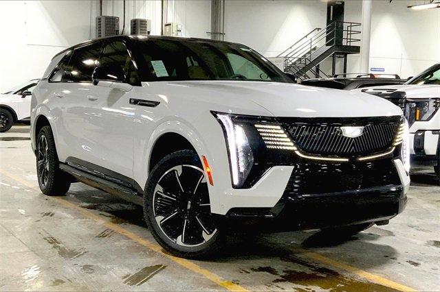 2025 Cadillac ESCALADE IQ Vehicle Photo in KANSAS CITY, MO 64114-4545
