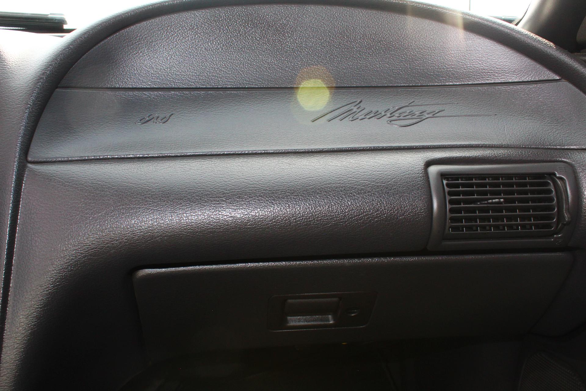 2002 Ford Mustang Vehicle Photo in NORTHAMPTON, MA 01060-1120
