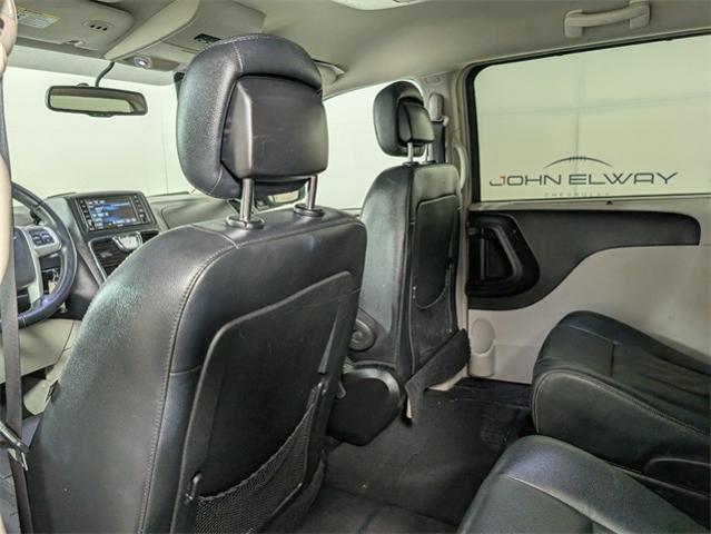 2015 Chrysler Town & Country Vehicle Photo in ENGLEWOOD, CO 80113-6708