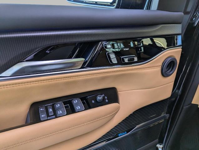 2025 Jeep Grand Wagoneer Vehicle Photo in Kaukauna, WI 54130