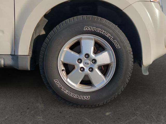 2011 Ford Escape Vehicle Photo in Brunswick, GA 31525