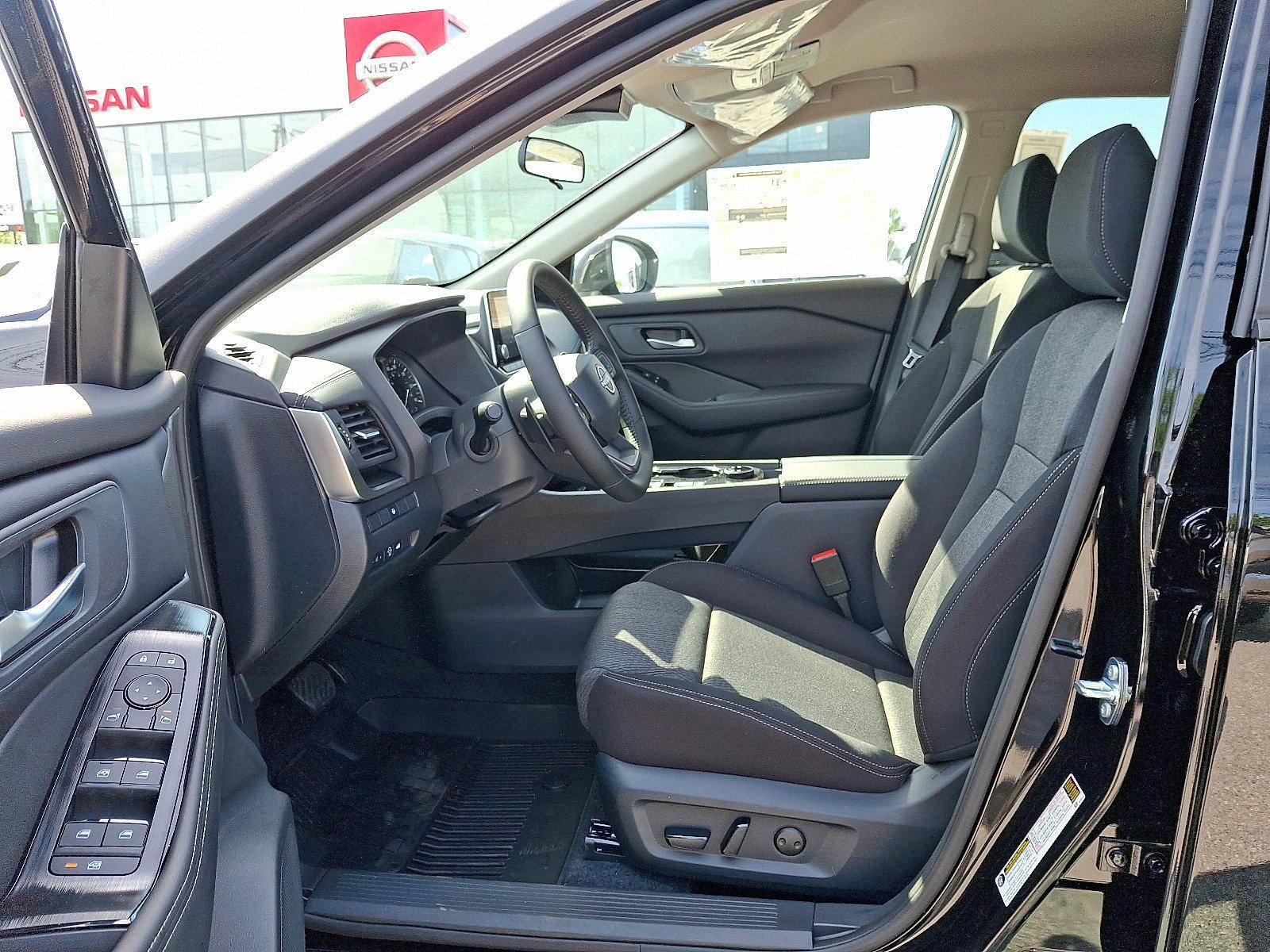 2025 Nissan Rogue Vehicle Photo in Mechanicsburg, PA 17050-2306