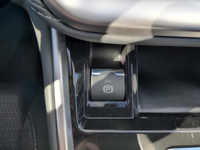 2025 Subaru Outback Vehicle Photo in Green Bay, WI 54304