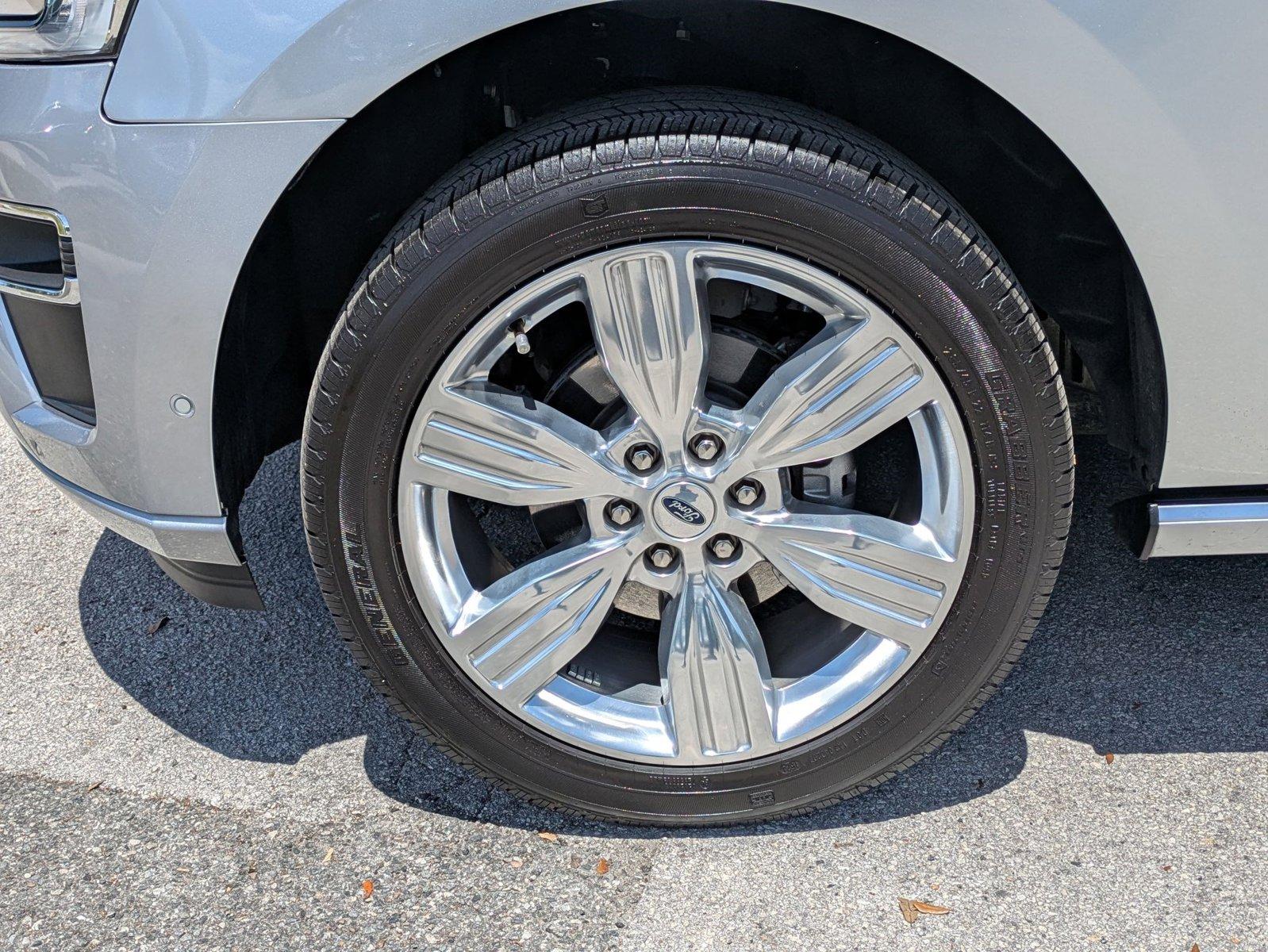 2024 Ford Expedition Vehicle Photo in Jacksonville, FL 32256