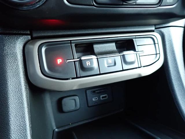 2023 GMC Acadia Vehicle Photo in ZELIENOPLE, PA 16063-2910
