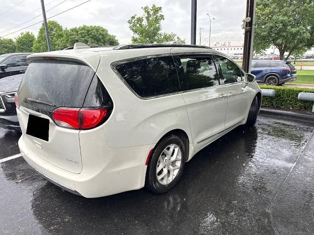 2020 Chrysler Pacifica Vehicle Photo in DALLAS, TX 75209