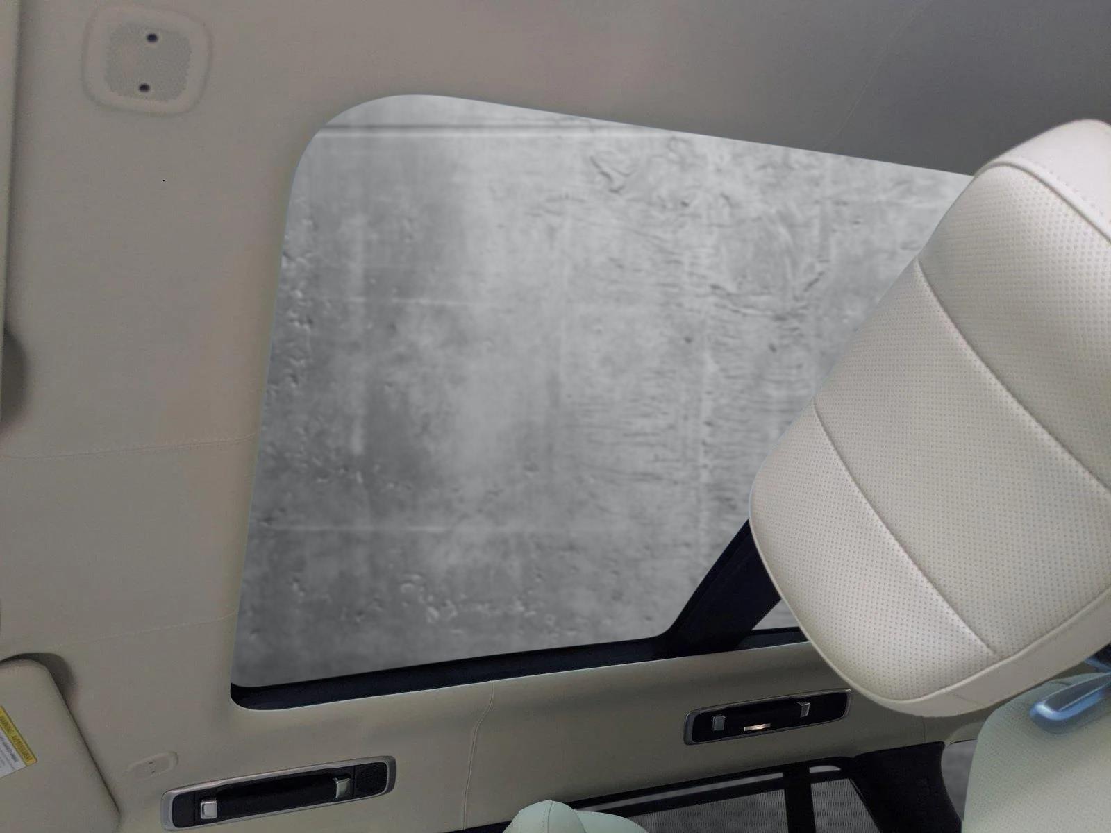 2025 Land Rover Range Rover Vehicle Photo in Pompano Beach, FL 33064