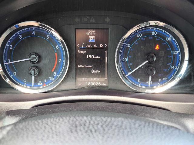2018 Toyota Corolla Vehicle Photo in DENTON, TX 76210-9321