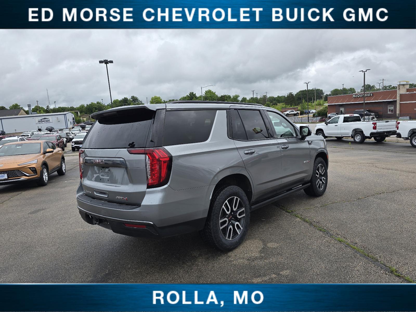 2023 GMC Yukon Vehicle Photo in Rolla, MO 65401