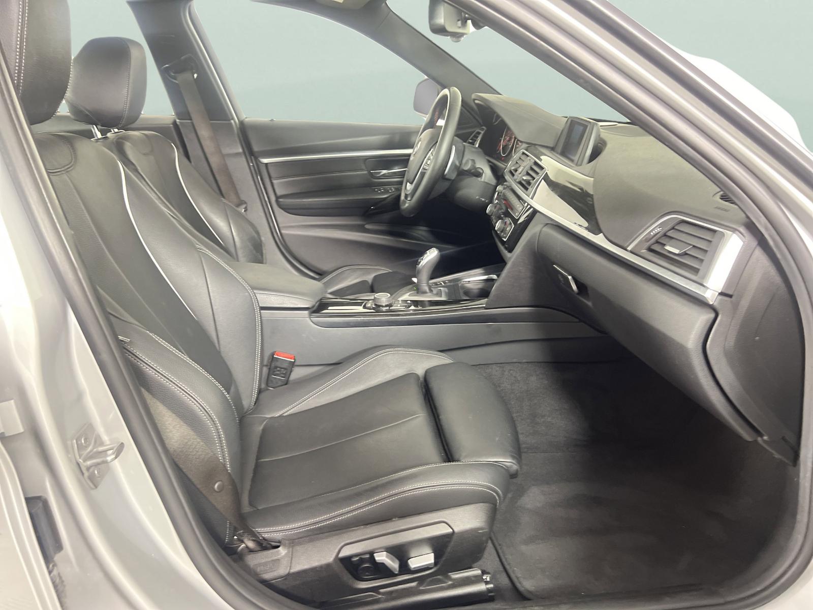 2018 BMW 3 Series Vehicle Photo in GEORGETOWN, TX 78626-7508