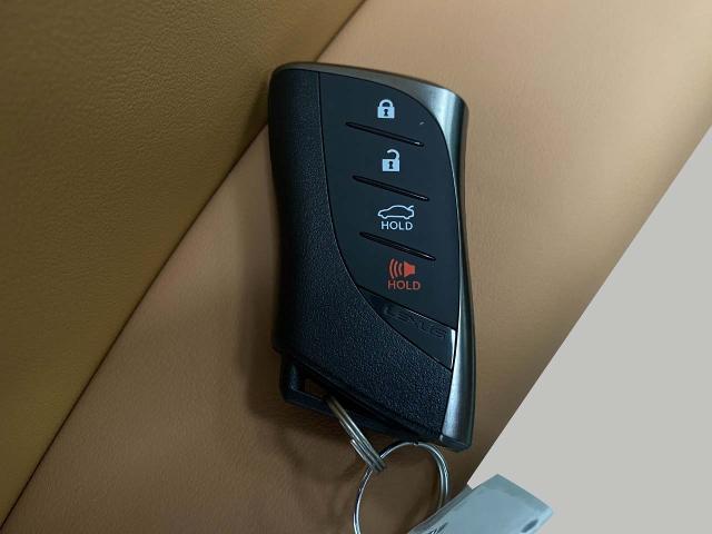 2025 Lexus ES 350 Vehicle Photo in Appleton, WI 54913