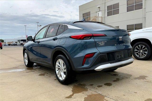 2024 Buick Envista Vehicle Photo in TOPEKA, KS 66609-0000