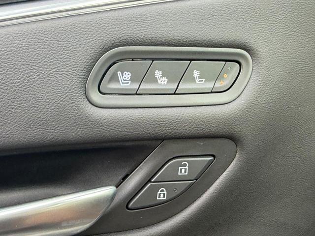 2023 Cadillac Escalade ESV Vehicle Photo in COLUMBIA, MO 65203-3903