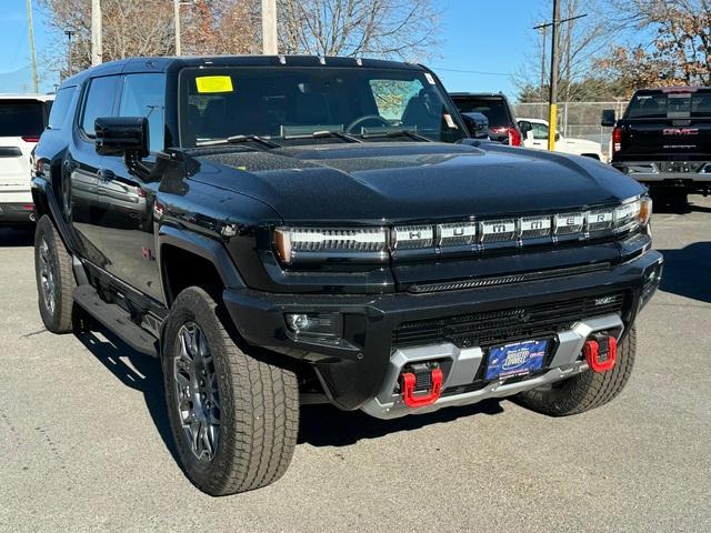 2025 GMC HUMMER EV SUV Vehicle Photo in LOWELL, MA 01852-4336