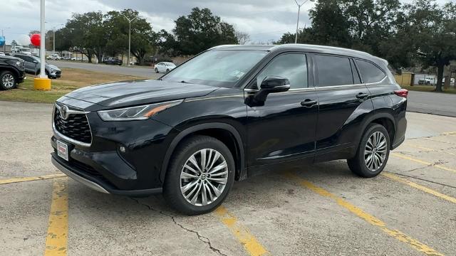 2021 Toyota Highlander Vehicle Photo in BATON ROUGE, LA 70806-4466