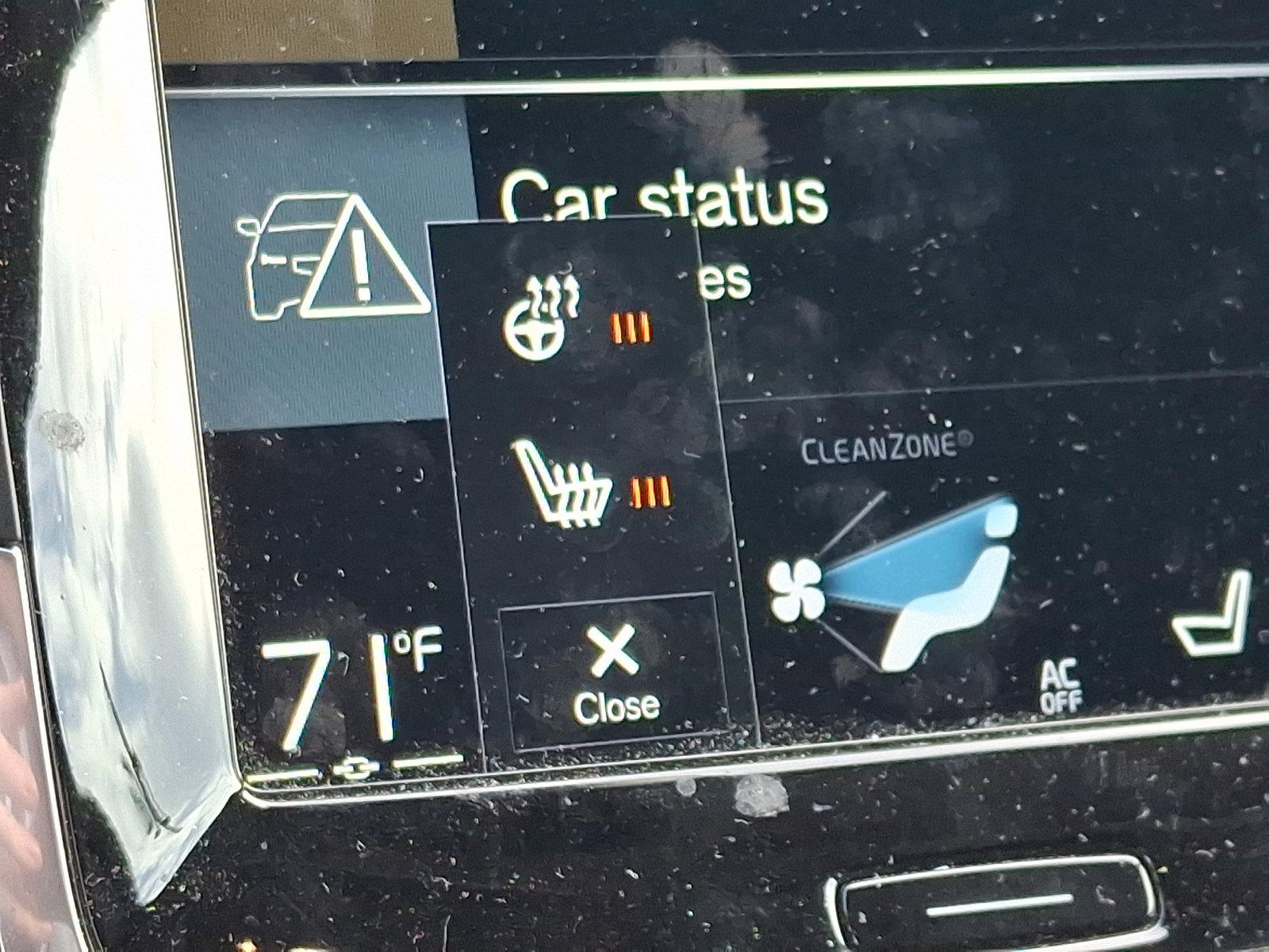 2022 Volvo XC90 Vehicle Photo in Trevose, PA 19053