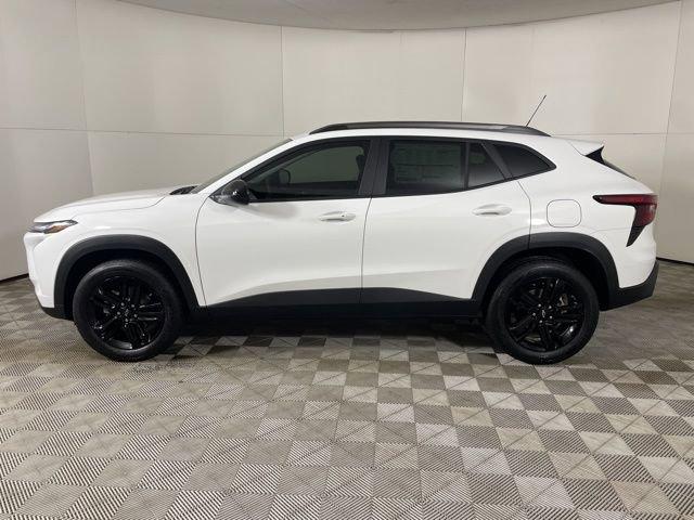 2025 Chevrolet Trax Vehicle Photo in PHOENIX, AZ 85014-3381