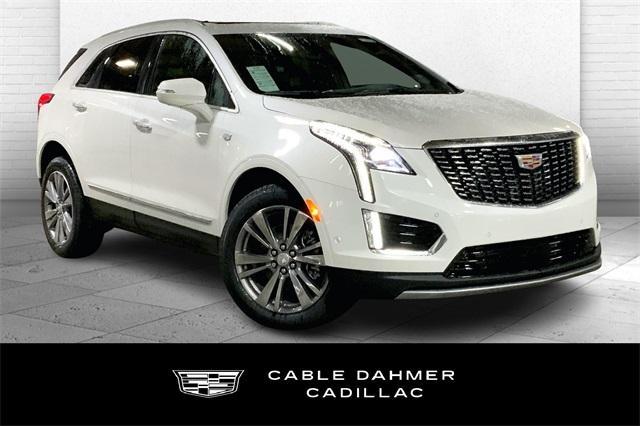 2025 Cadillac XT5 Vehicle Photo in KANSAS CITY, MO 64114-4545