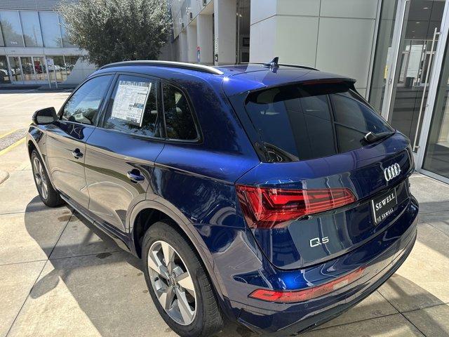 2025 Audi Q5 Vehicle Photo in HOUSTON, TX 77090