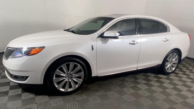 2013 Lincoln MKS Vehicle Photo in ALLIANCE, OH 44601-4622