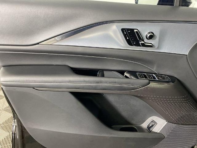 2024 Cadillac LYRIQ Vehicle Photo in ALLIANCE, OH 44601-4622