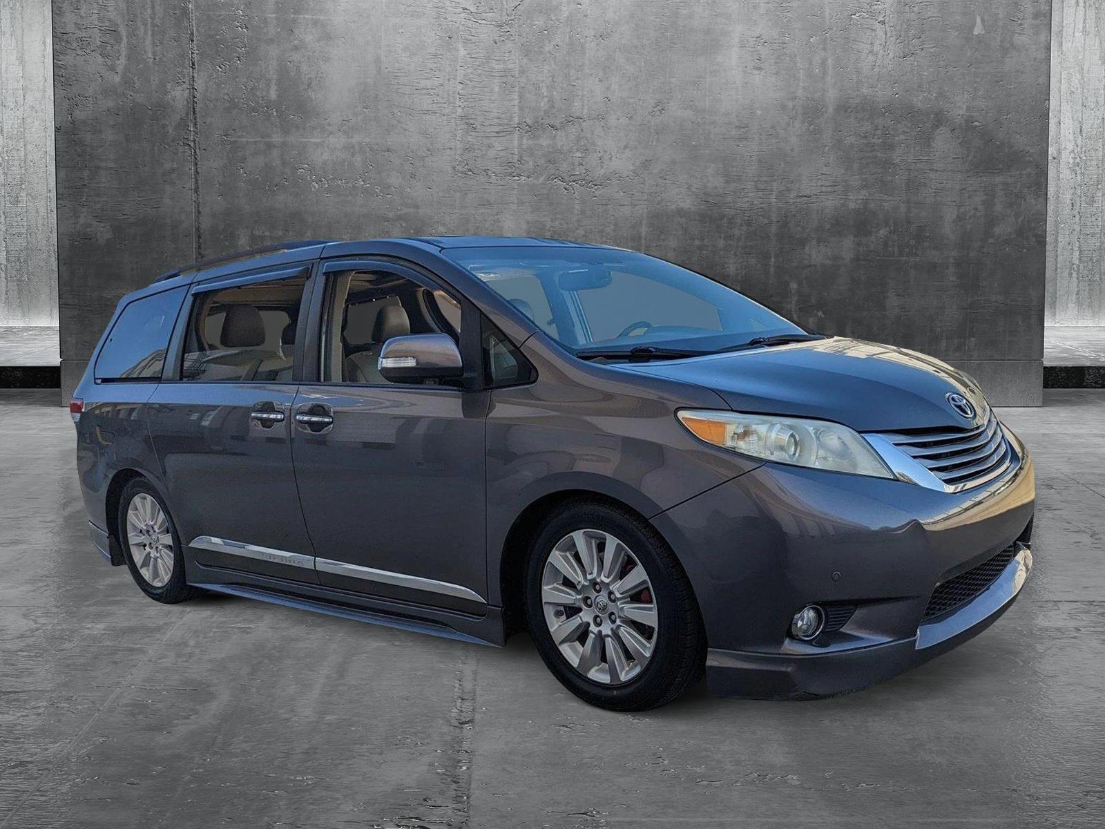 2013 Toyota Sienna Vehicle Photo in Winter Park, FL 32792