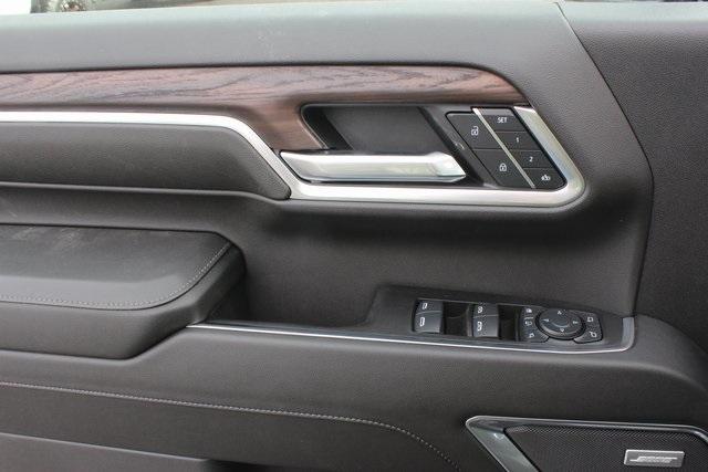 2025 GMC Sierra 2500 HD Vehicle Photo in AURORA, CO 80012-4011