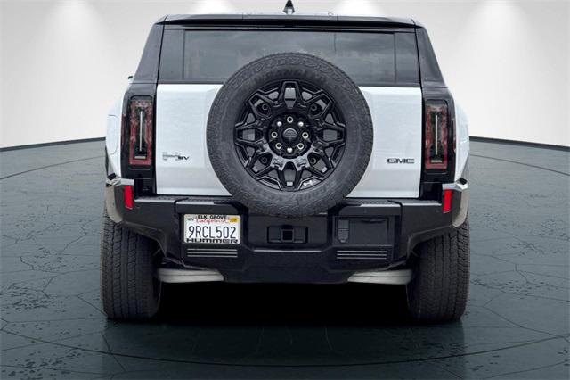 2025 GMC HUMMER EV SUV Vehicle Photo in ELK GROVE, CA 95757-8703