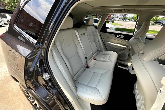 2025 Volvo XC60 Vehicle Photo in Houston, TX 77007