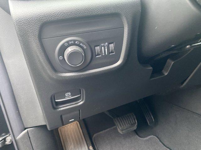2025 Jeep Grand Cherokee Vehicle Photo in Doylsetown, PA 18901