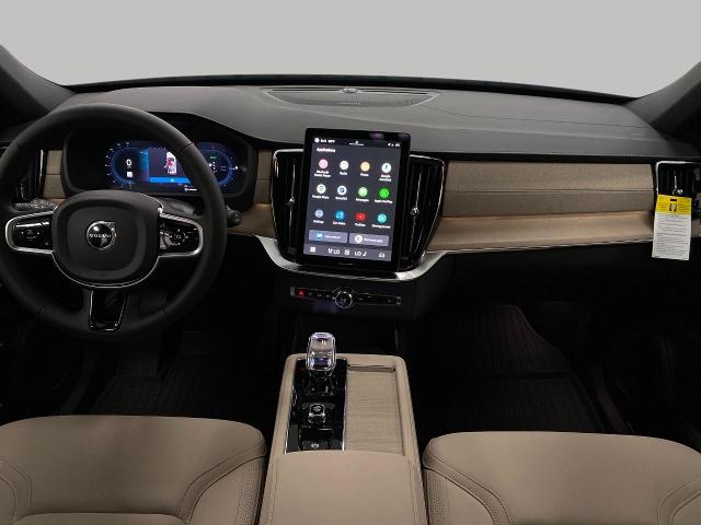 2025 Volvo XC90 Plug-In Hybrid Vehicle Photo in Appleton, WI 54913