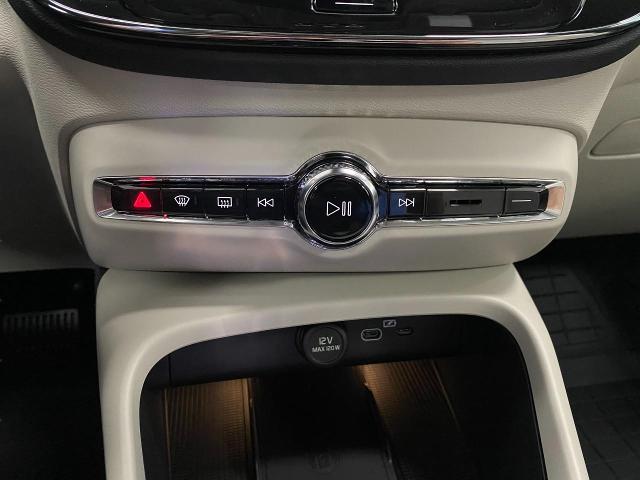 2025 Volvo XC40 Vehicle Photo in Appleton, WI 54913