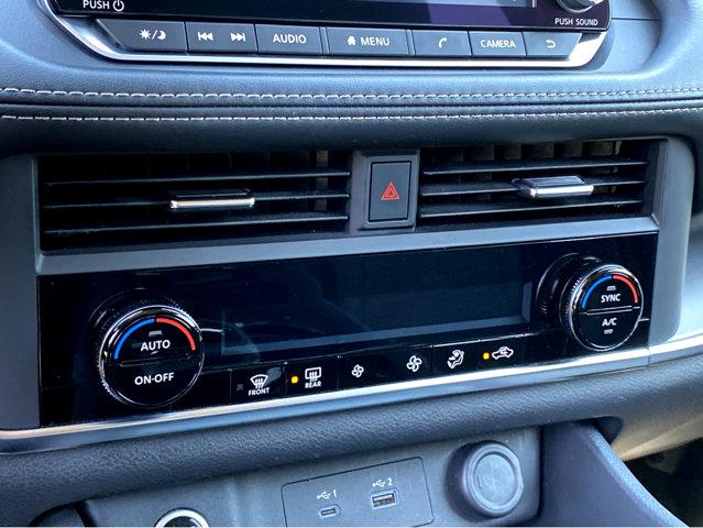 2016 Nissan Rogue Vehicle Photo in Hinesville, GA 31313