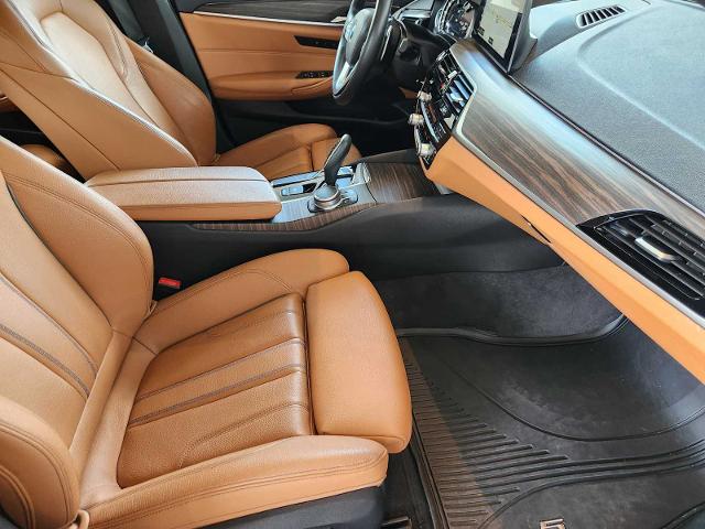 2017 BMW 540i Vehicle Photo in HOUSTON, TX 77079